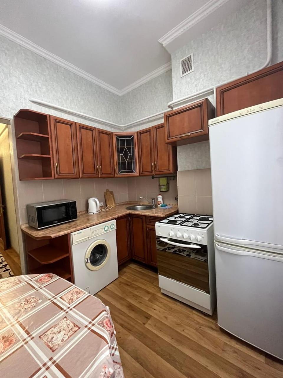 Apartments On Mustafa Ozturk Almaty Pokoj fotografie